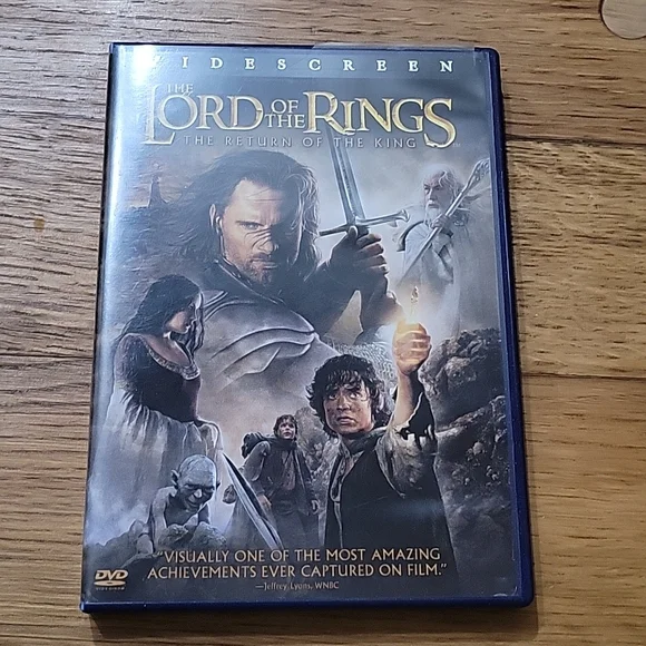 The Lord of the Rings DVD Bundle - Picture 6 of 9